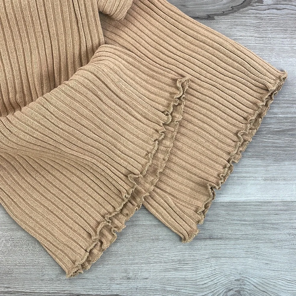 🔆BILLABONG🔆 KEEP LOUNGIN TOP
KEEP LOUNGIN PANT SET - Picture 11 of 14